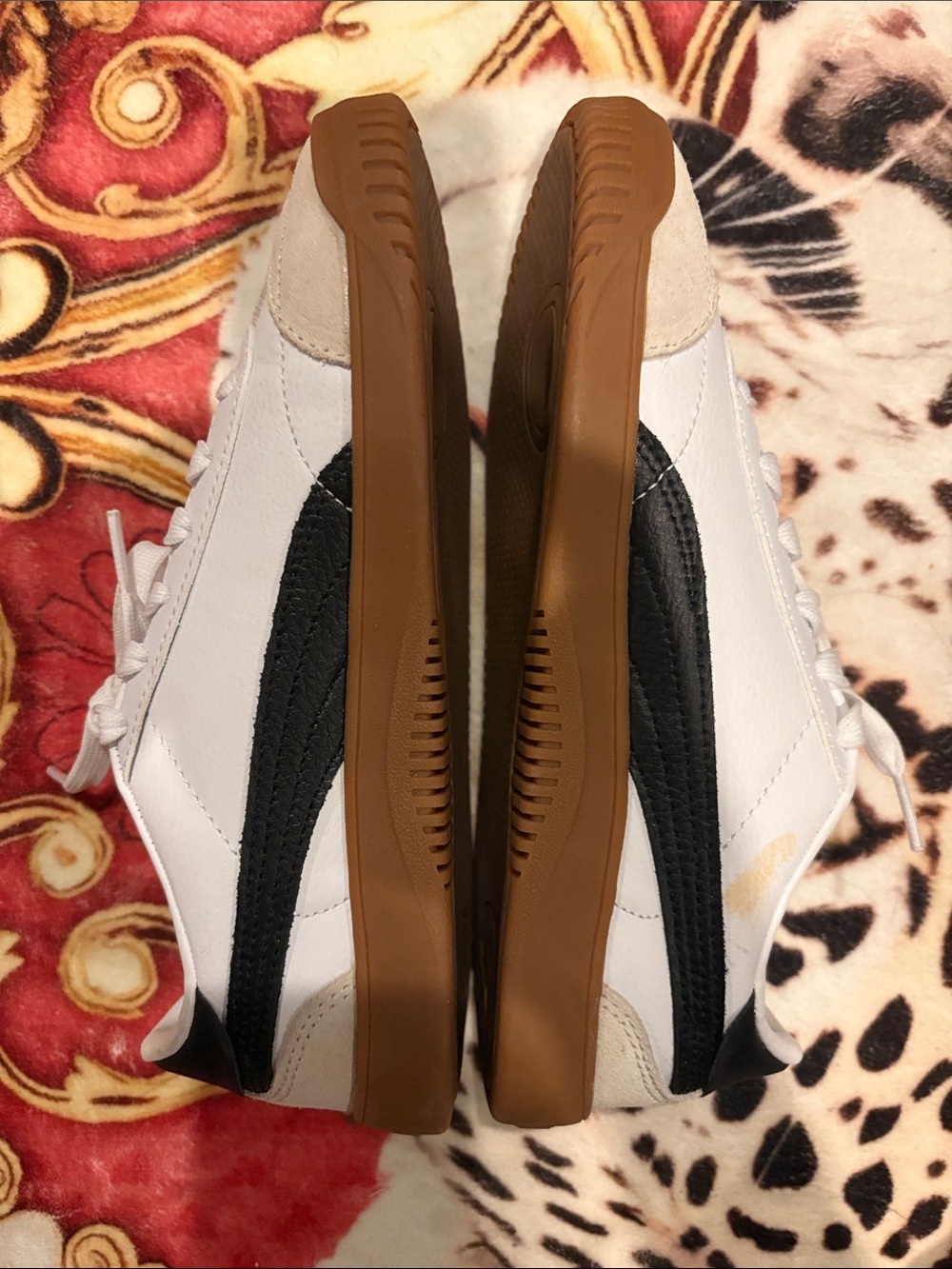 Puma White and navy Sneakers